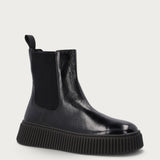 Women's sporty-casual Beatle boots in polished black leather
