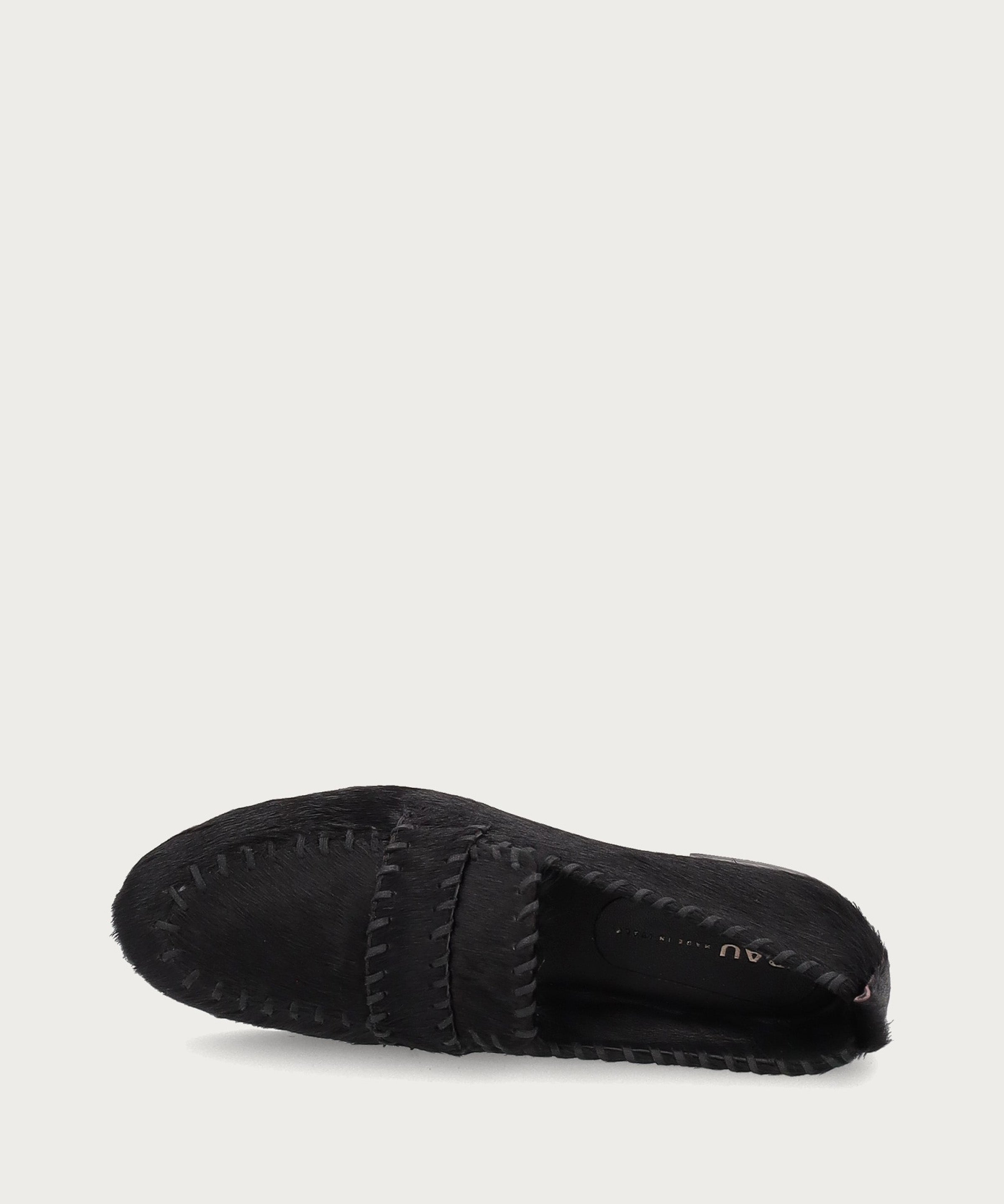 A67J0_BLACK_40
