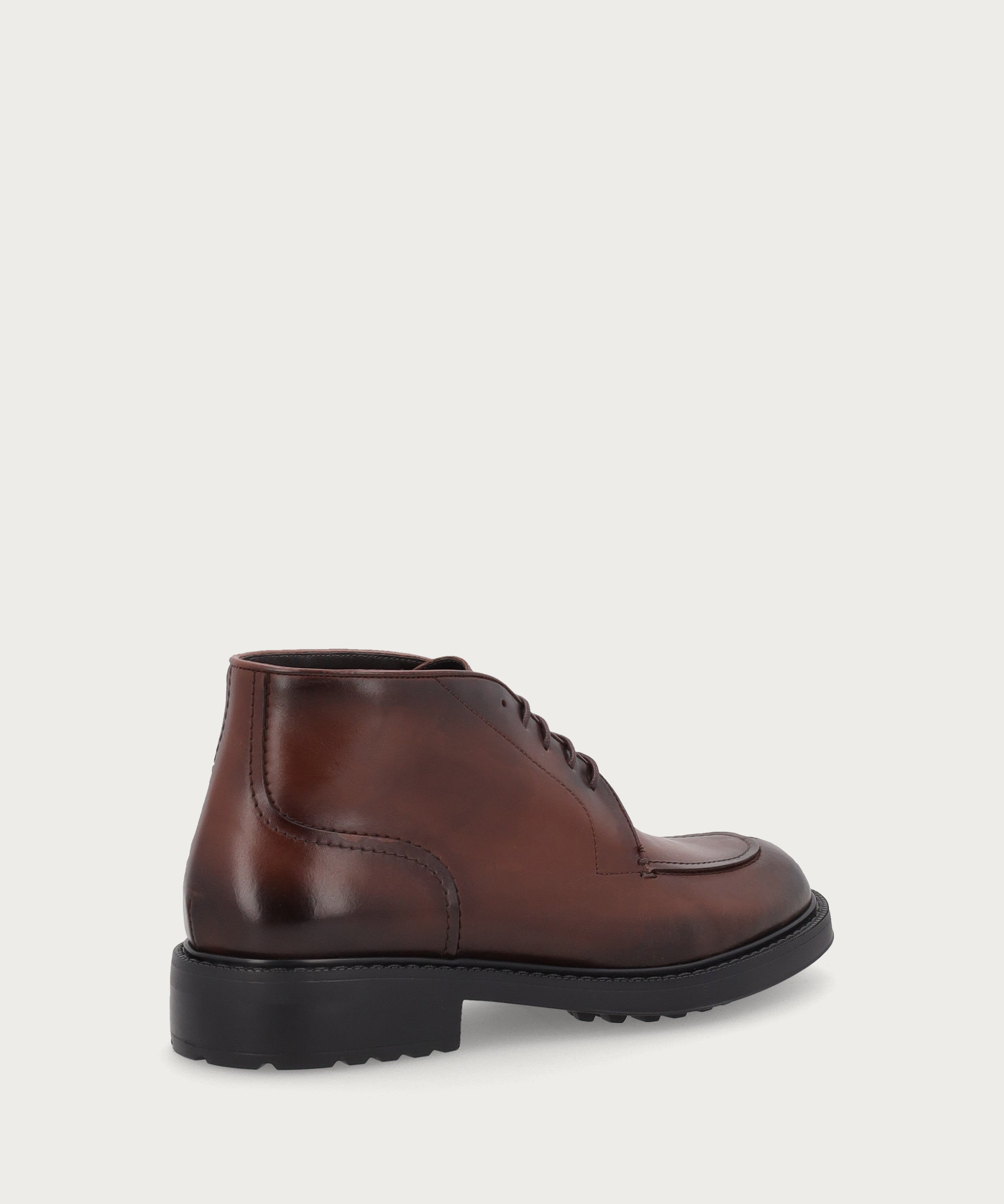 Men's lace-up ankle boots in airbrushed brown calfskin