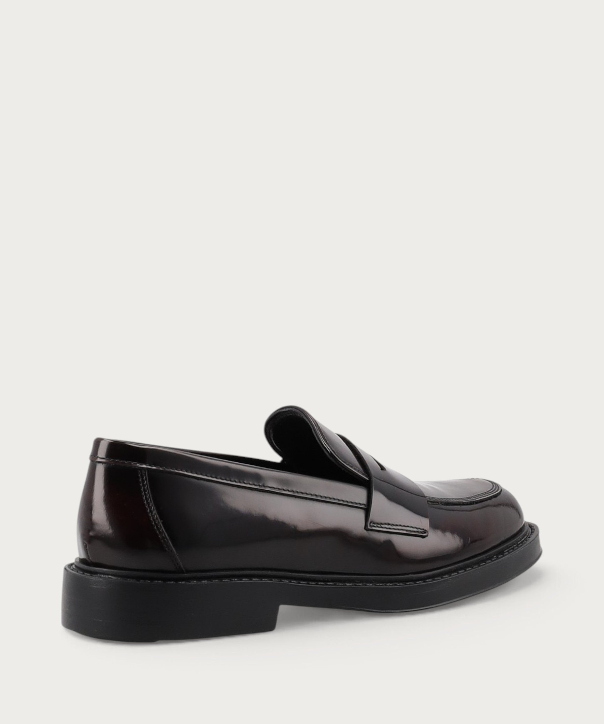 Women's loafers in ombre burgundy brushed leather