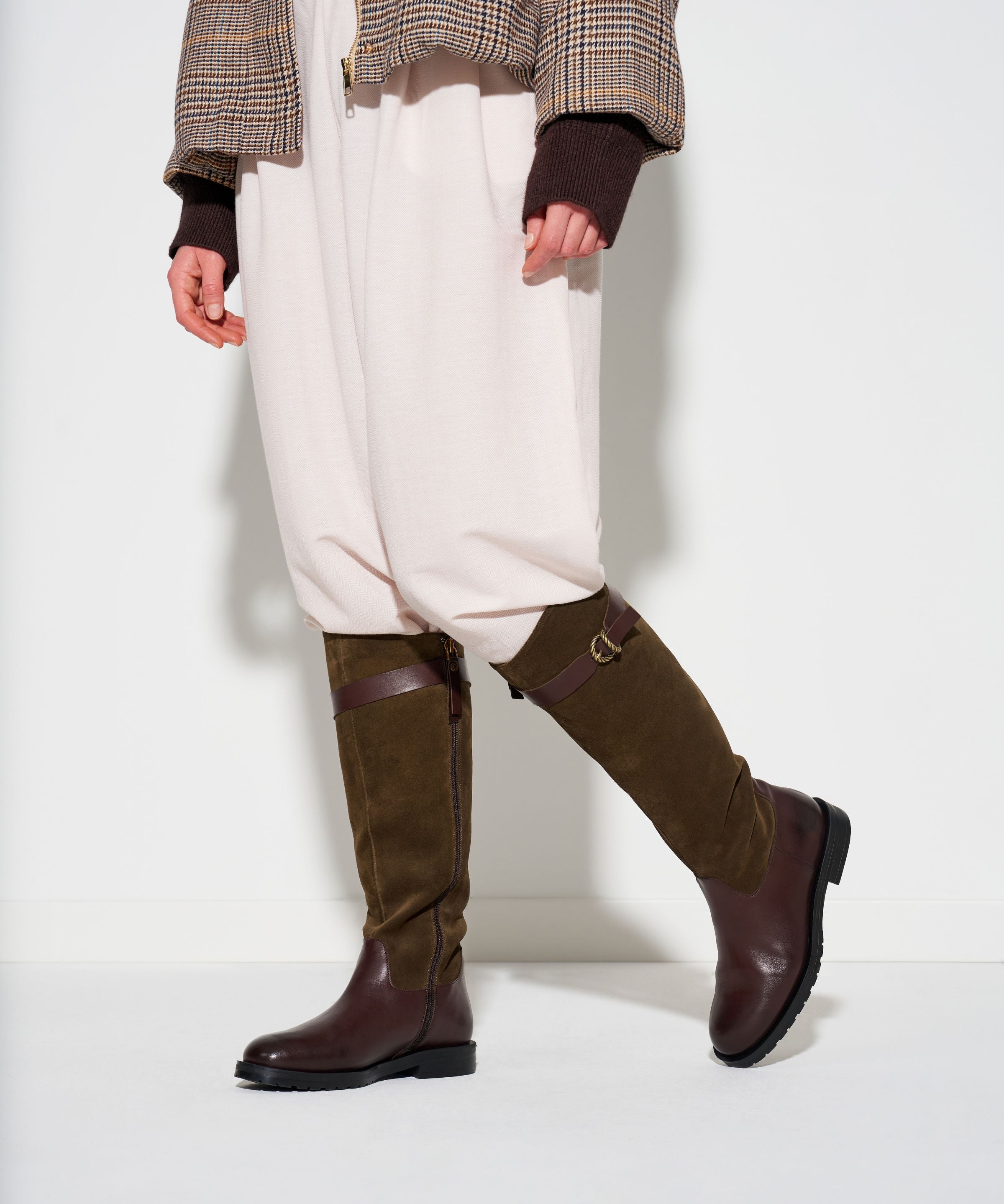 Women's two-tone suede riding boots